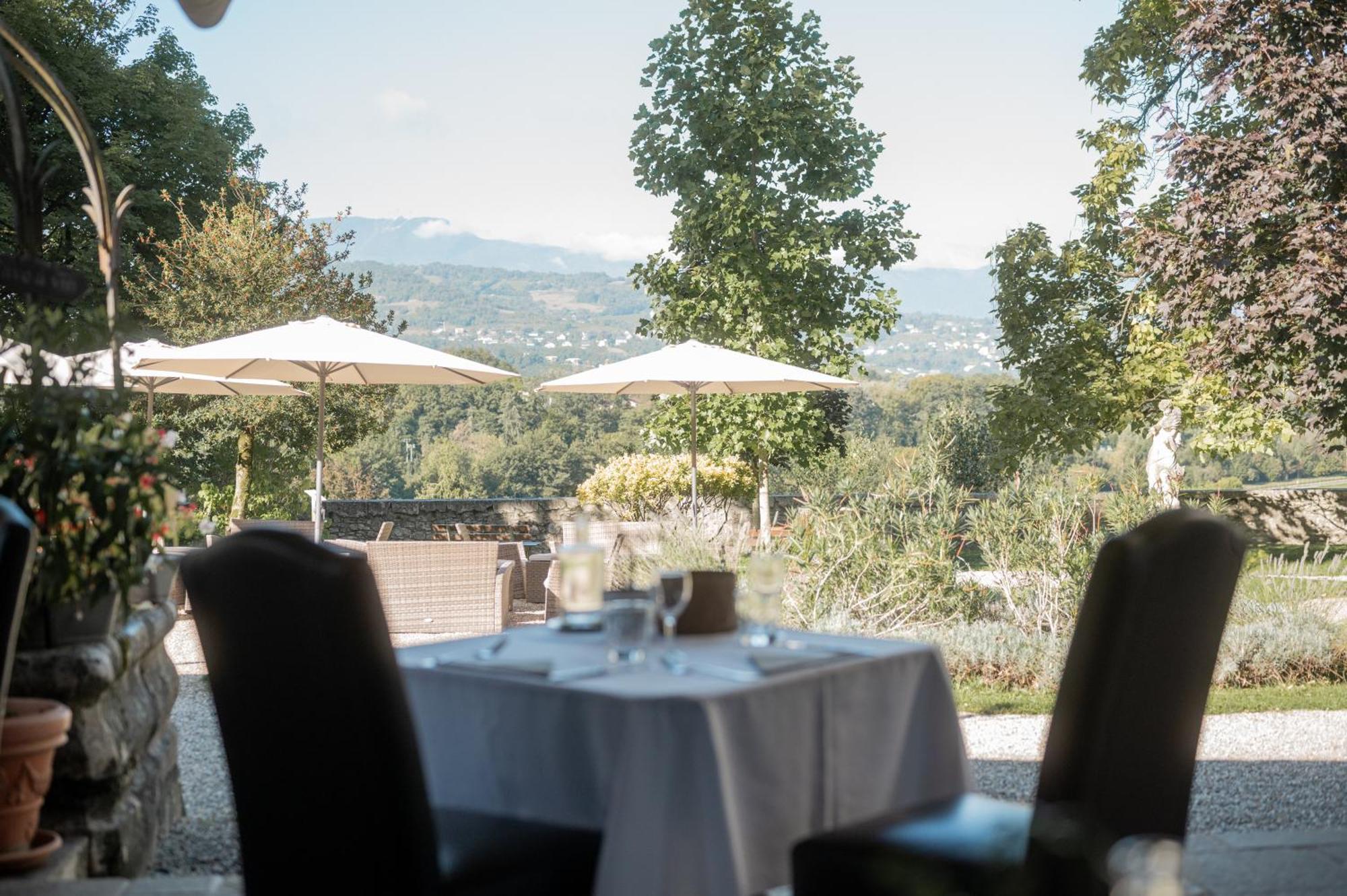 Chateau Des Comtes De Challes Zewnętrze zdjęcie