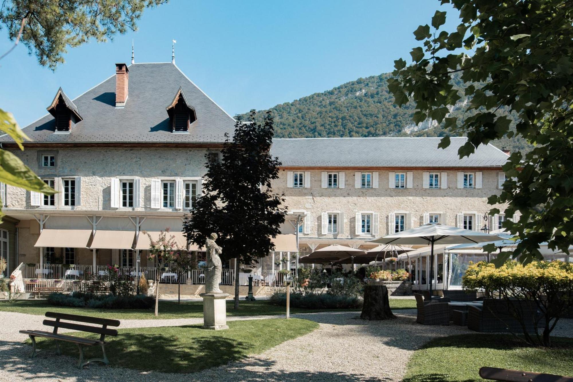 Chateau Des Comtes De Challes Zewnętrze zdjęcie